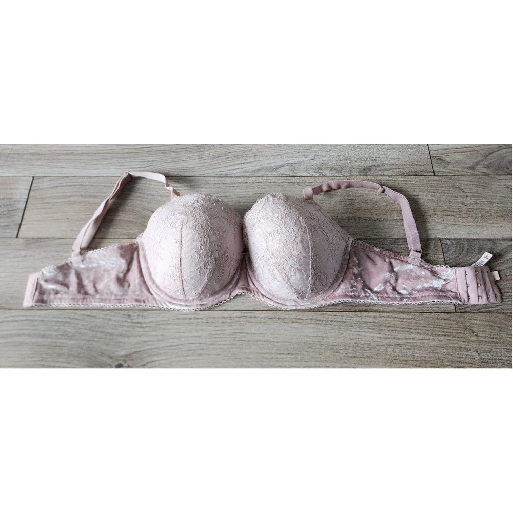 Victoria's Secret dream angels lace and velvet bra